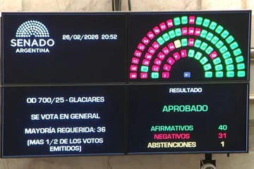 zrXnR7L6q_360x240__1