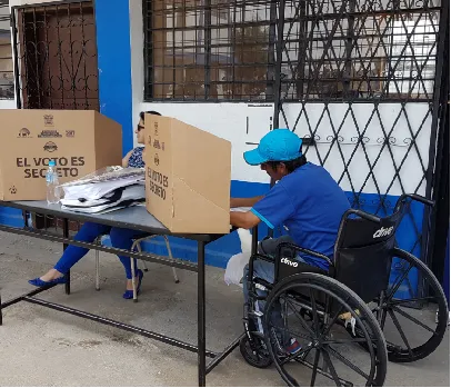 discapacidad votando