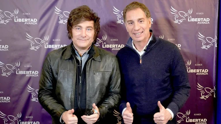 el-presidente-javier-milei-junto-al-actual-ministro-del-interior-diego-santilli-foto-x-jmilei-56CPOMOCLVFALI3HMAMEKRURUI