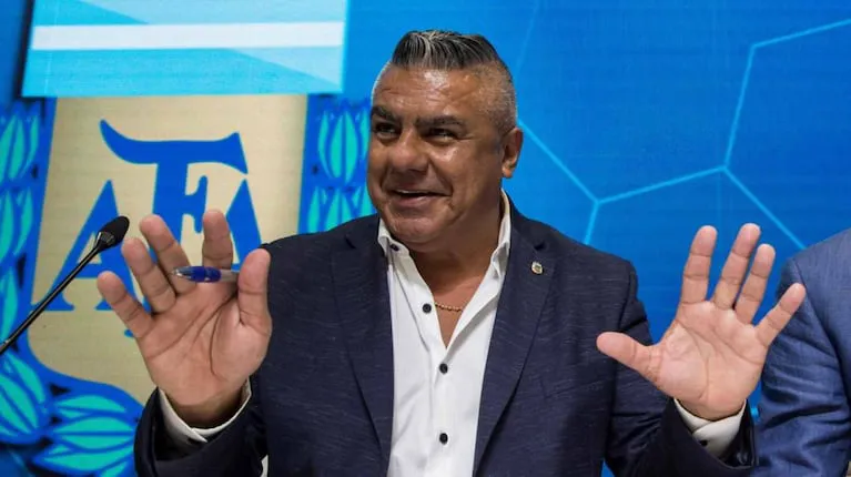 hace-6-anos-chiqui-tapia-desembarcaba-en-la-presidencia-de-afa-para-iniciar-un-mandato-que-lograria-un-hit...el-mundial-de-qatar-el-dirigente-de-barracas-central-cimento-su-poder-en-ascenso-unido-foto-afp-N47UJ5ZXMQAKFPFRKFX5QOK3RA