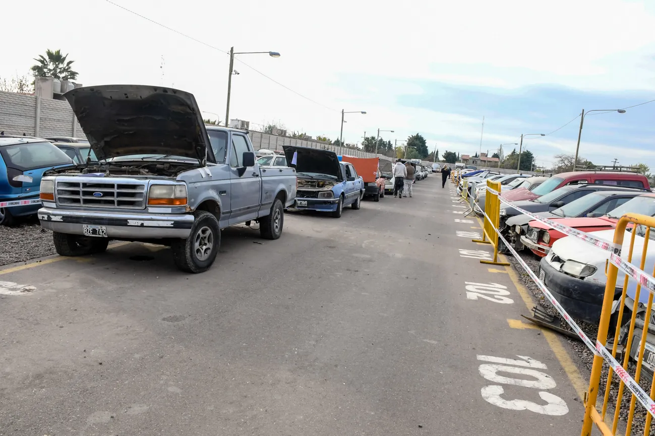 Remate-de-vehiculos-Guaymallen-2