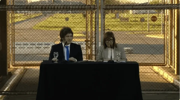 bullrich-milei_-1-.png_865645893