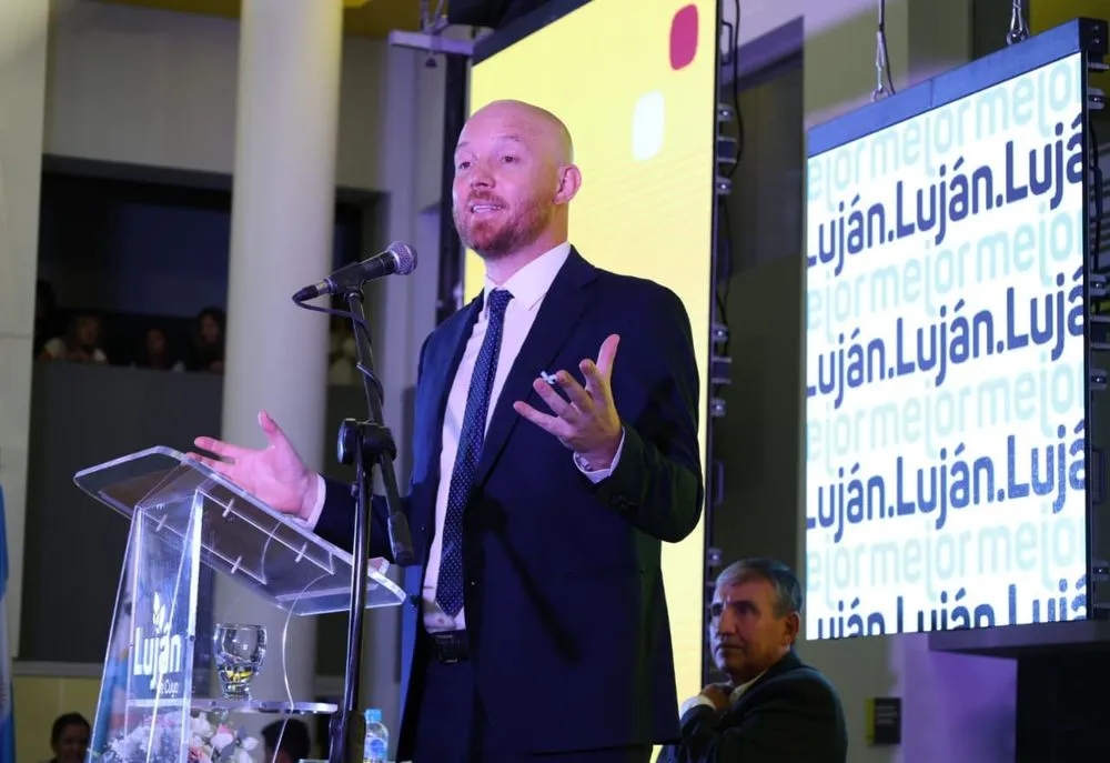 allasino-dio-su-discurso-el-inicio-sesiones-ordinariasjpeg