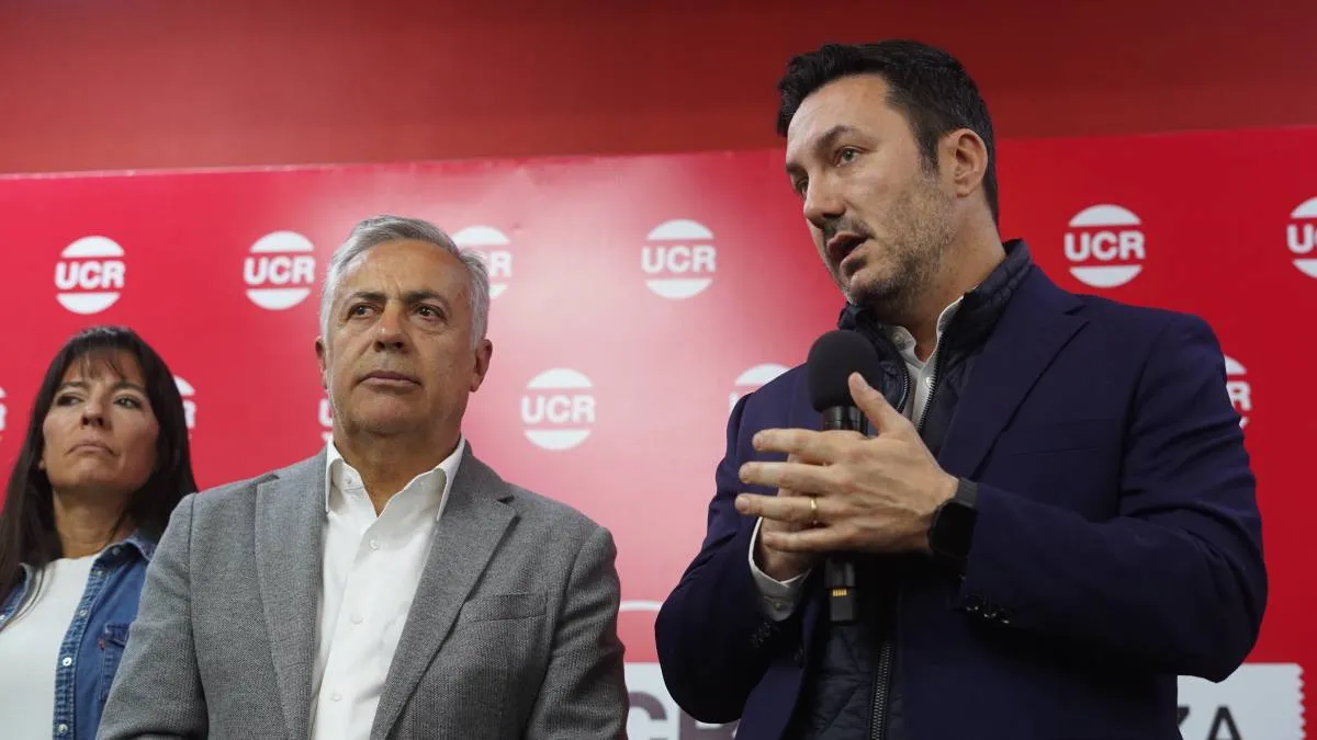 alfredo-cornejo-y-luis-petri-el-congreso-partidario-la-ucr