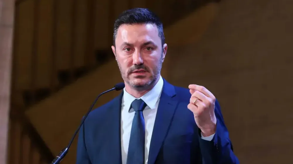 luis_petri_crop1723407446214