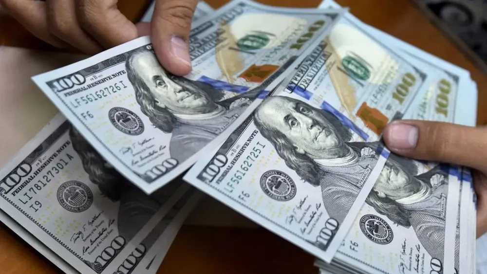 Dolares-varios-e1657815491574-lHtY8k-1536x864