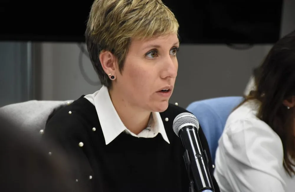 jimena-latorre-ministra-energia-y-ambiente-mendoza-foto-prensa-senado