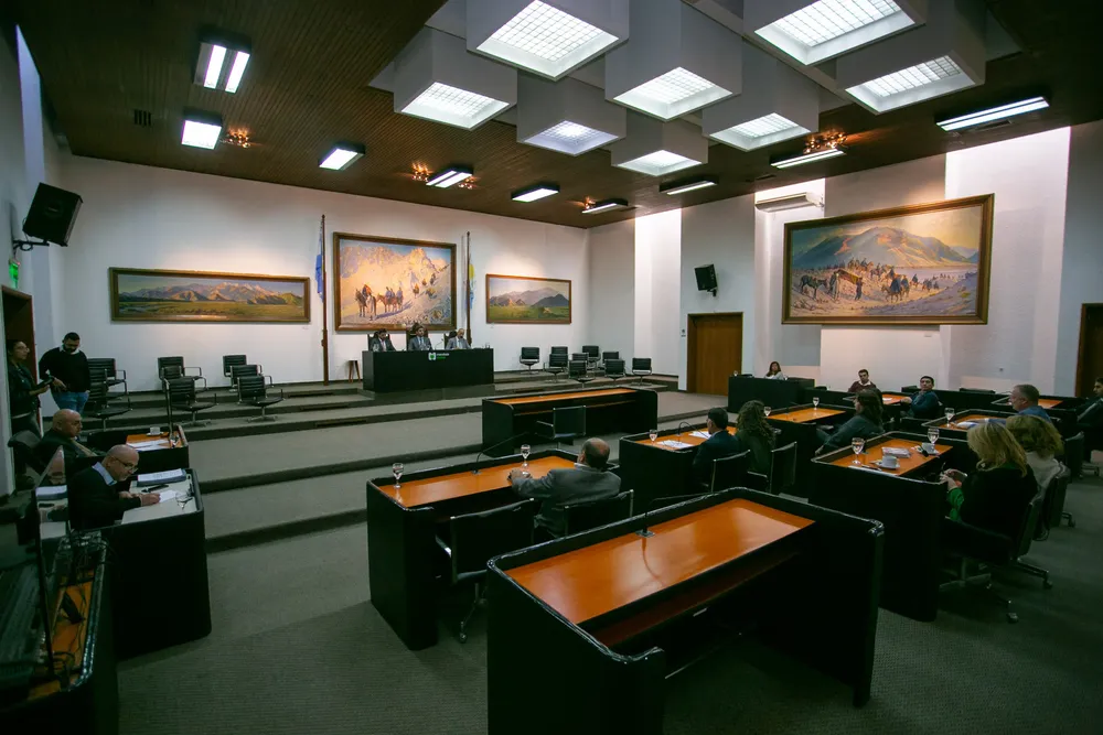 7f85c798-f639-e626-76f5-41d0c913425a