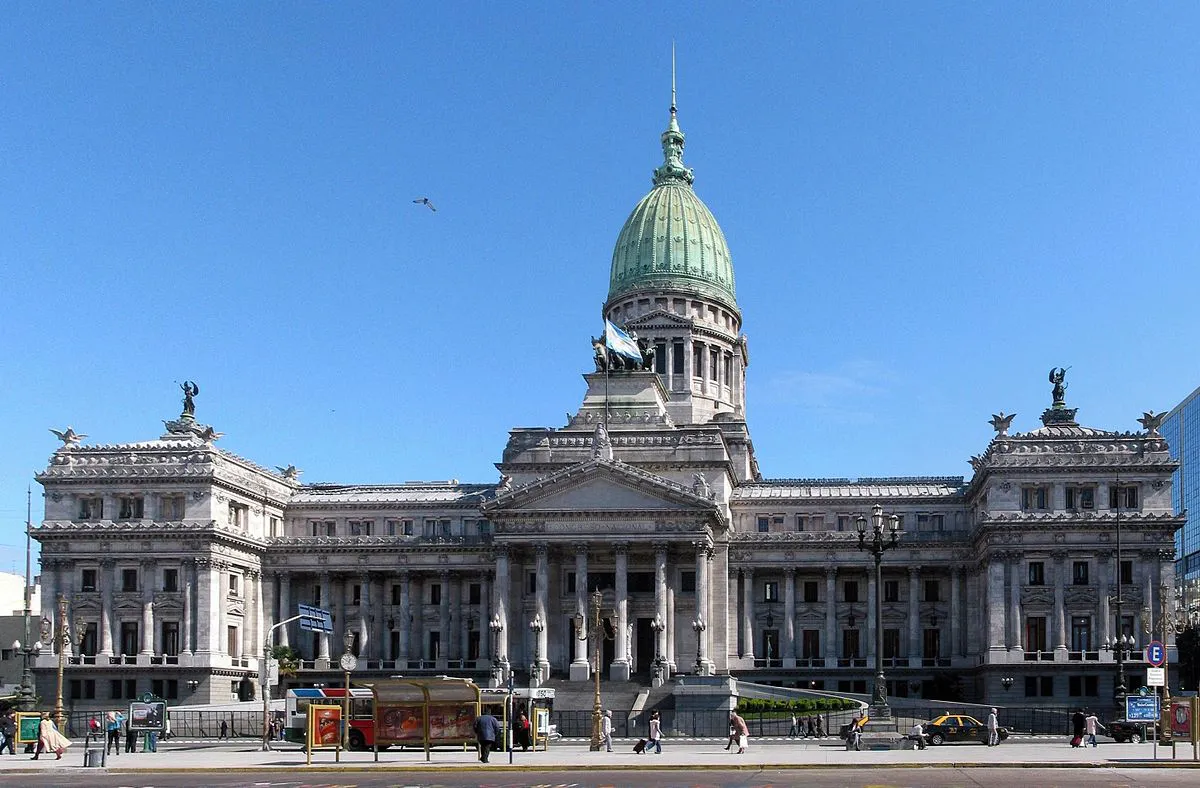 1200px-Congreso_Nacional_Buenos_Aires