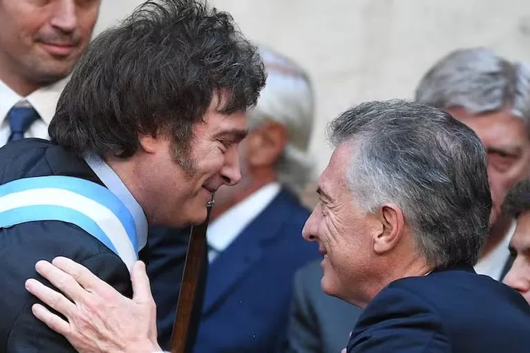 milei-y-macri-aun-sin-acuerdo-para-el-2025-TVAEHXFNFVGH7CETYZ5YDF35VM