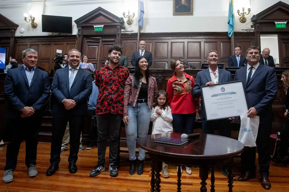 homenaje pulga bermejo