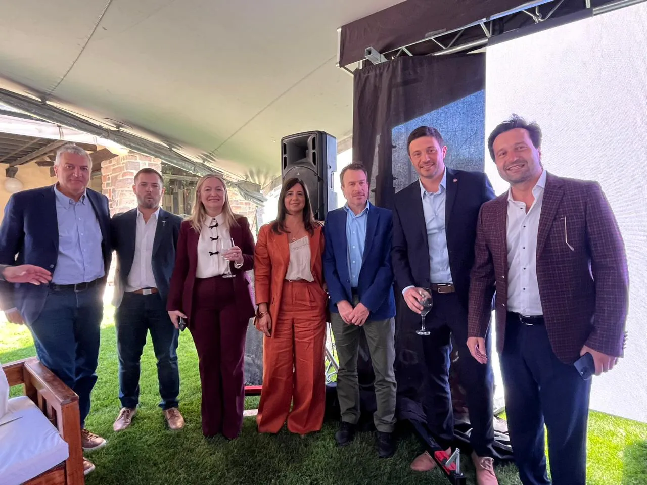 WhatsApp-Image-2025-11-01-at-16.08.07