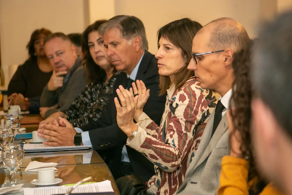 120296db-d9d8-4936-b7f8-6f13cb14f2f5 120296db-d9d8-4936-b7f8-6f13cb14f2f5