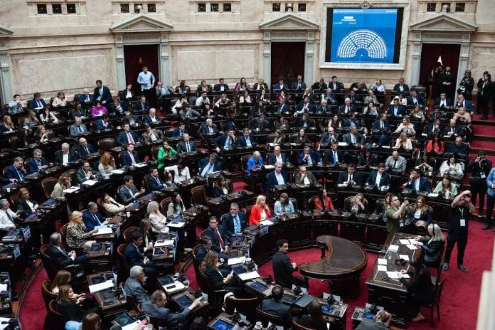 sesiones-extraordinarias-2-696x464