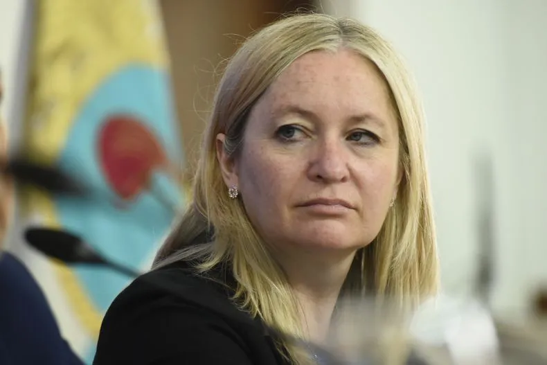 vicegobernadora-hebe-casado-participo-junto-al-gobernador-presentacion-del-gabinete-dicho-ministerio