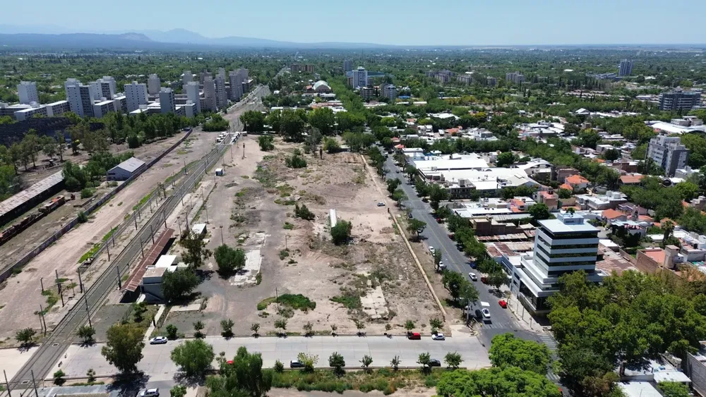 WhatsApp-Image-2025-05-19-at-08.45.14