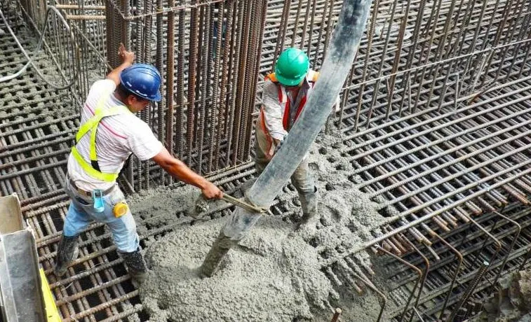 CONSTRUCCIÓN